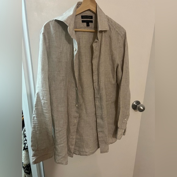 Linen Beige/Natural Color Button-Up Shirt, Banana Republic - Picture 3 of 12